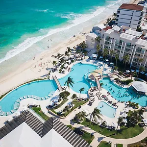 https://now-jade-riviera-cancun.quintano-roohotels.com