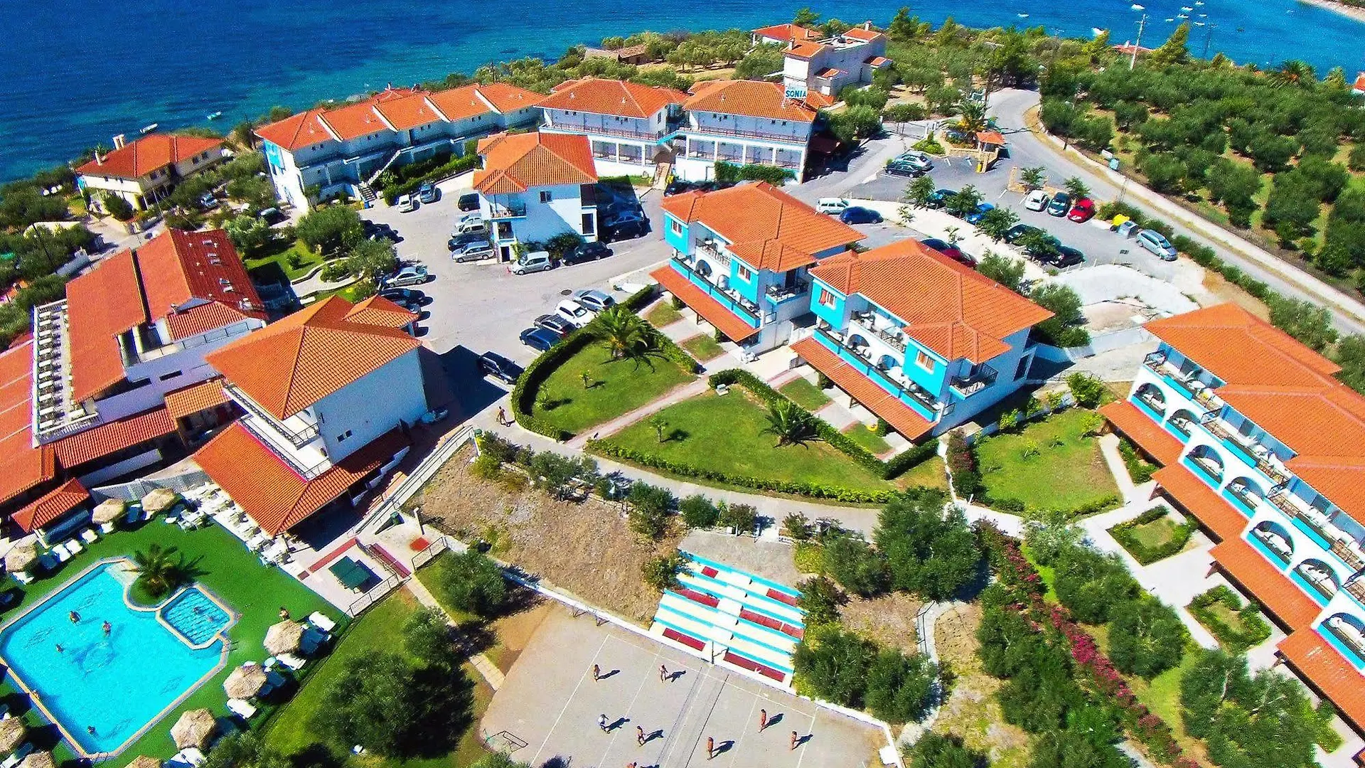 Sonia Village Hotel Геракини 3*,  Греция